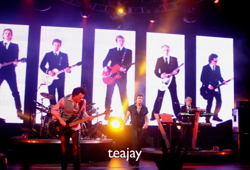 webcdACwideguitars